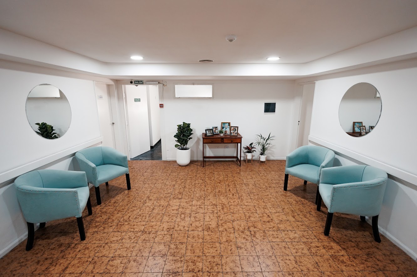 Sala de estar principal para esparcimiento y visitas en Amábilis